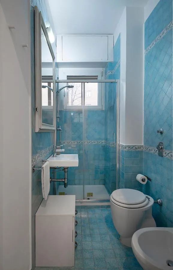 Apartment Milano via Tortona 66 0*,  Italia